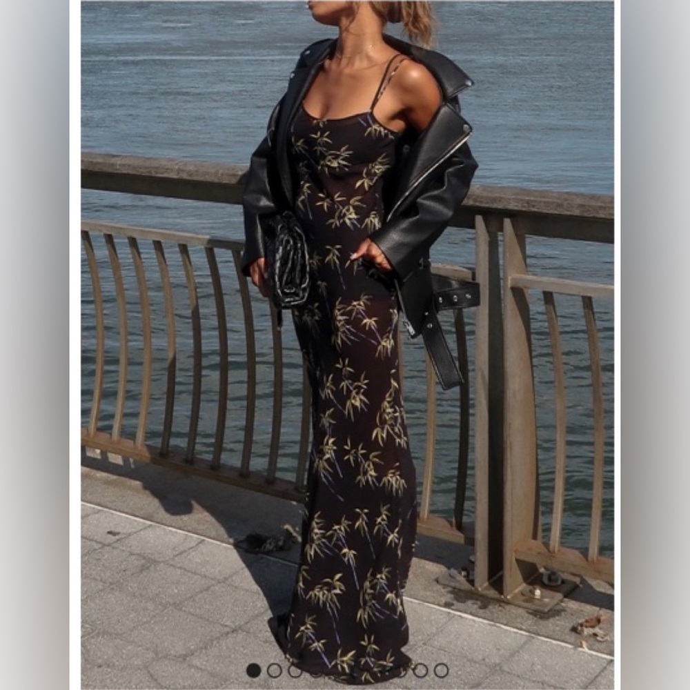 NWOT Rumored Maxi Dress - Picture 2 of 10